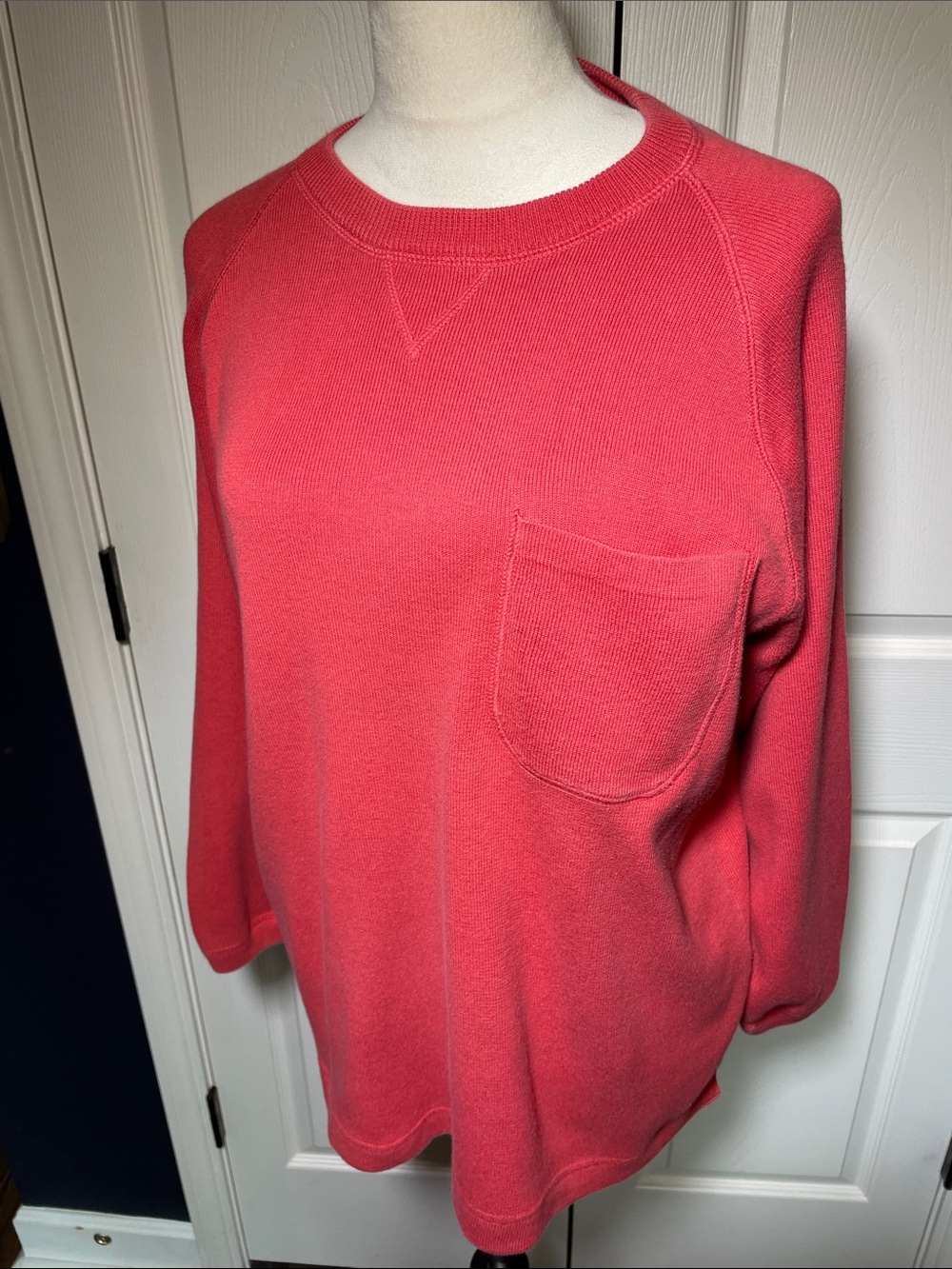 Eddie Bauer Coral Crewneck Sweater Breast Pocket Cotton Size Medium Petite